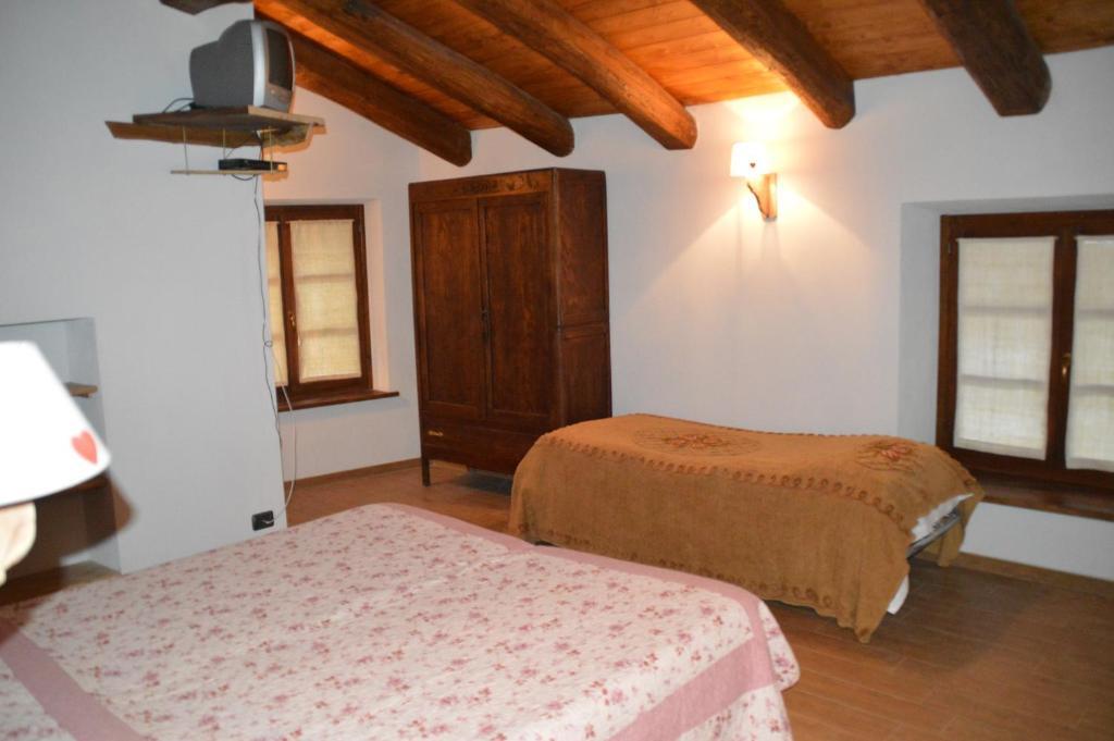 Agriturismo La Meridiana Frabosa Sottana Habitación foto
